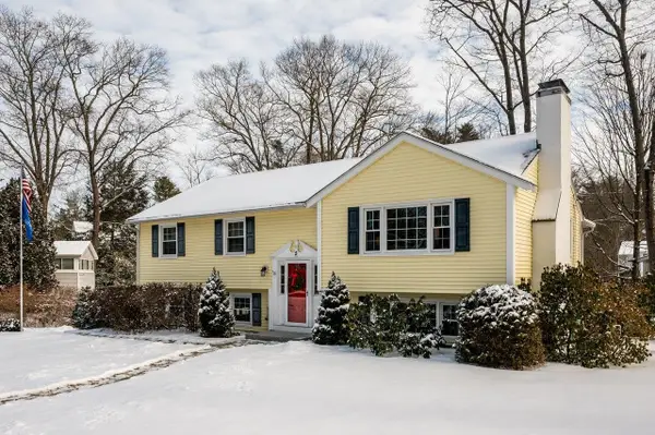 5 Alden Avenue, North Hampton, NH 03862