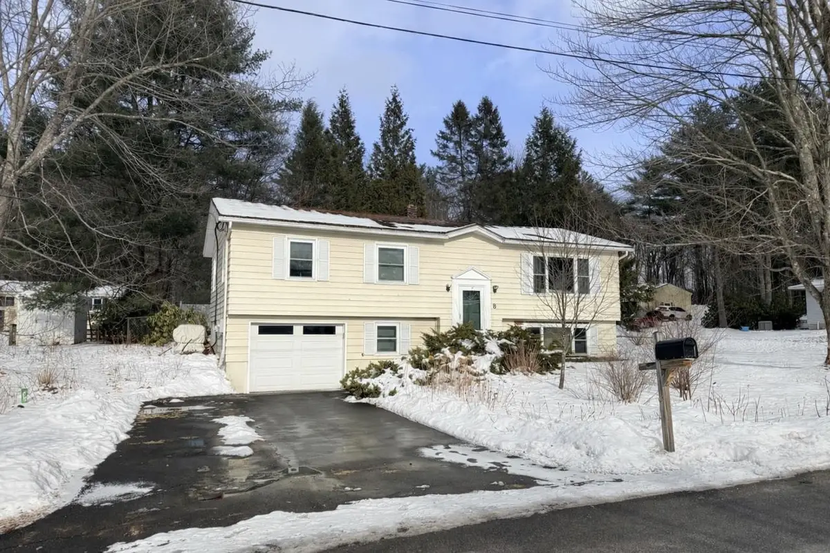 8 Short Avenue, Hooksett, NH 03106 - Image #1