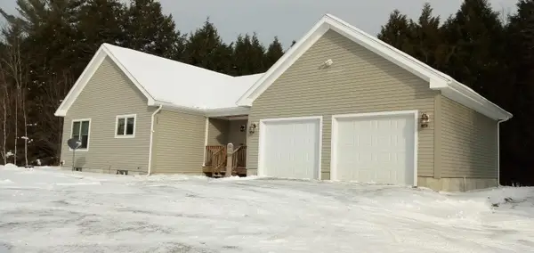 127 Beacon Hill Road, Morristown, VT 05661