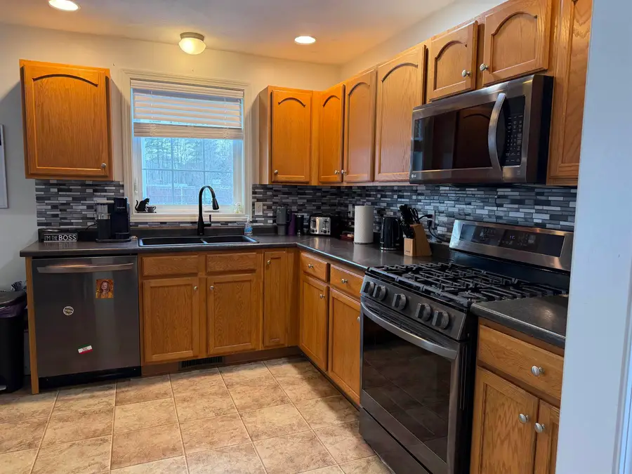 9 Amy Way, Concord, NH 03303 - Image #2