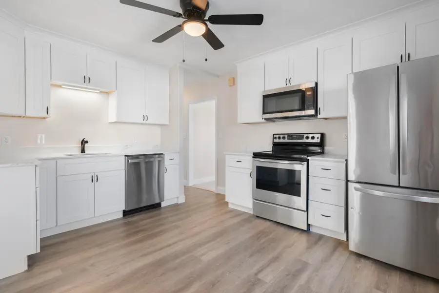 197 Melrose Street, Manchester, NH 03109 - Image #2