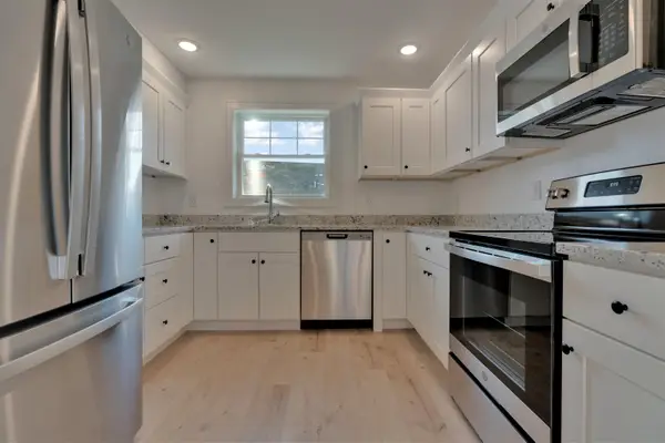 2 Cape Coral Way, Rochester, NH 03867