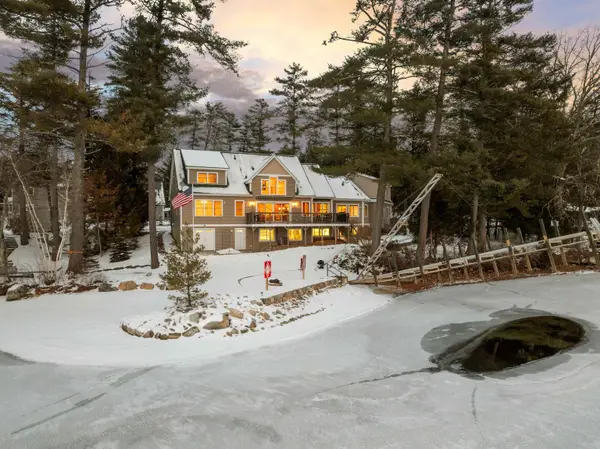 214 Krainewood Drive, Moultonborough, NH 03254