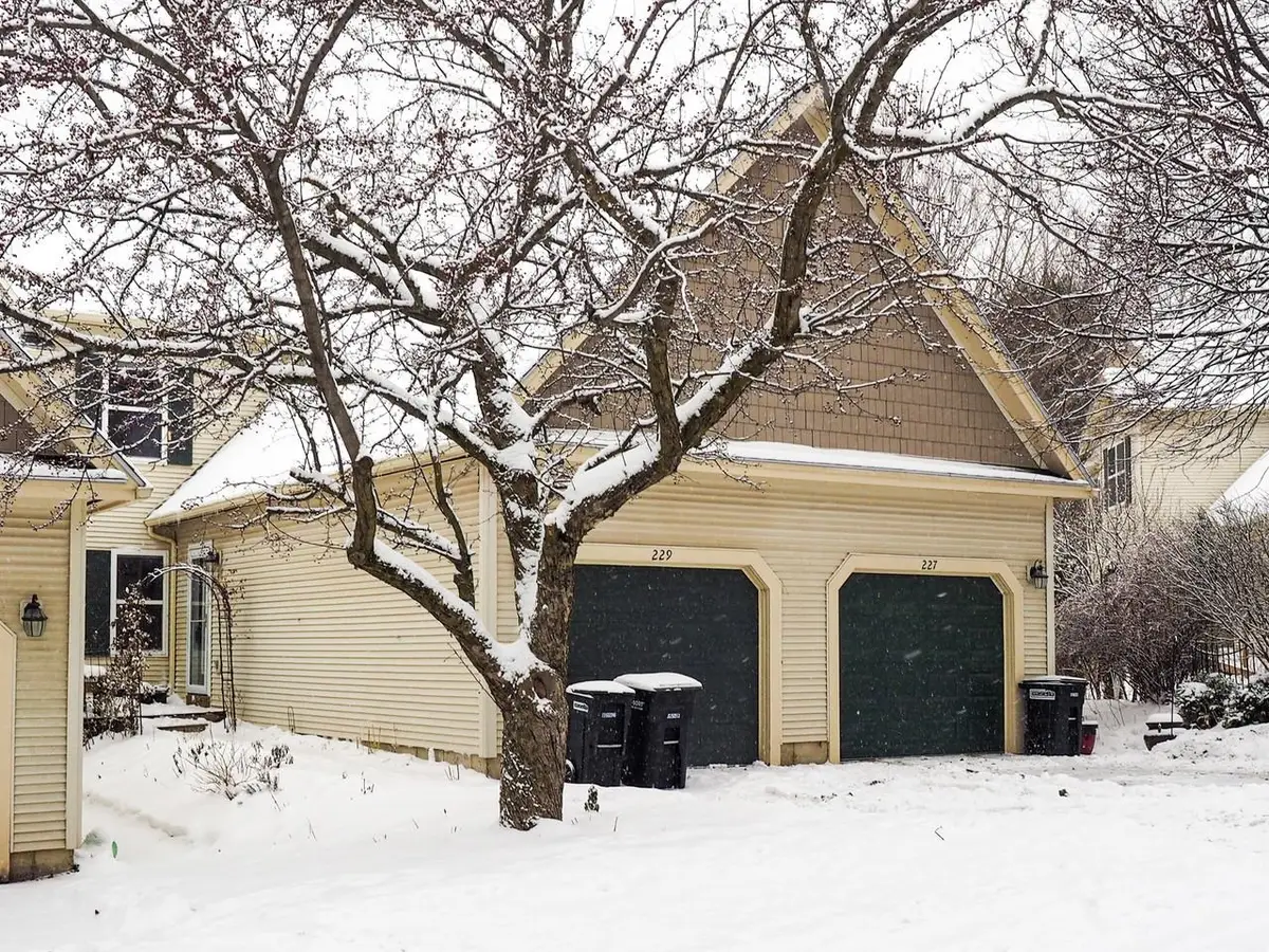 229 Juniper Drive, South Burlington, VT 05403 - Image #1