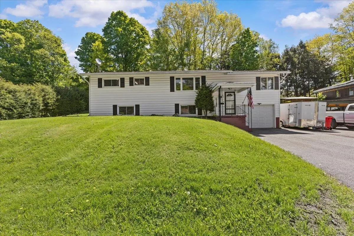 17 Woodland Drive, Barre, VT 05641 - Image #1