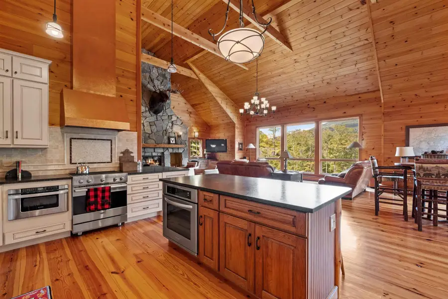 7 Hay Hill Road, Lincoln, NH 03251 - Image #3