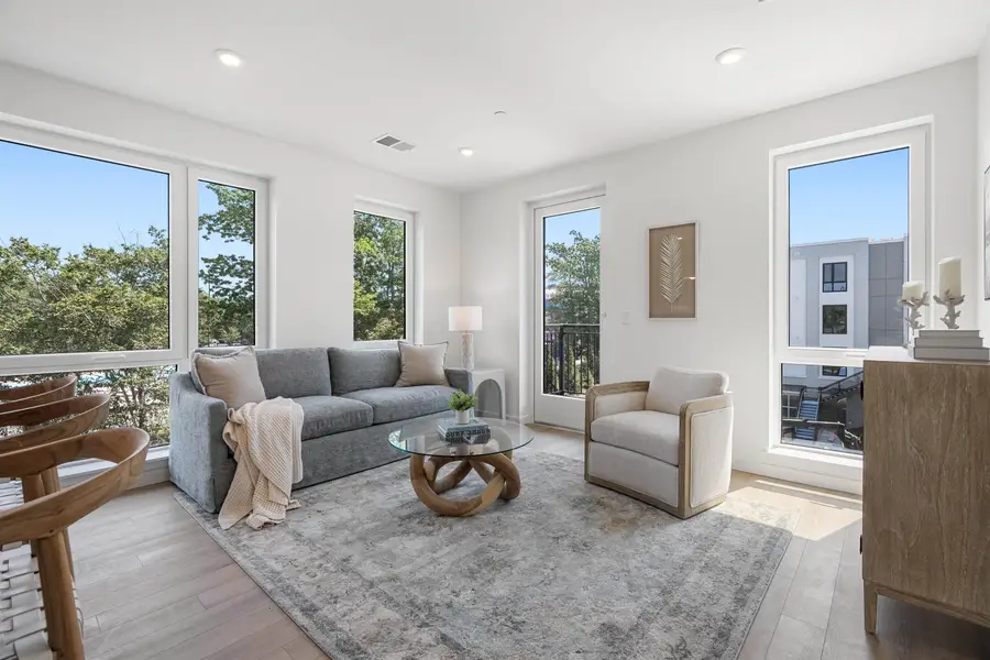 80 Constitution Avenue #403, Portsmouth, NH 03801 - Image #2