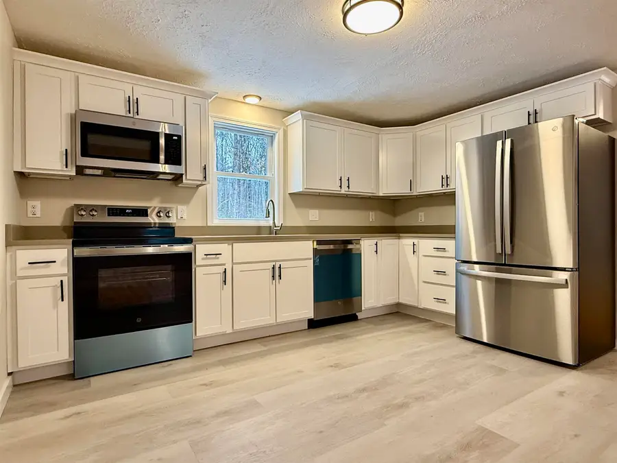 69 Kullgren Road, Temple, NH 03084 - Image #3