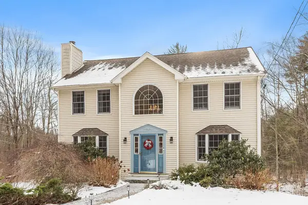 254 South Road, Kensington, NH 03833