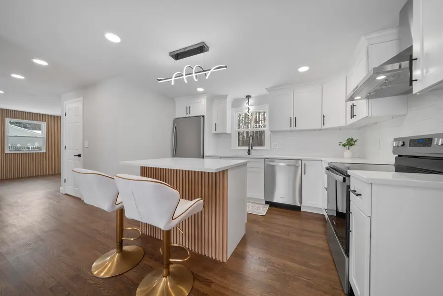 9 Edgewood Avenue, Merrimack, NH 03054 - Image #3