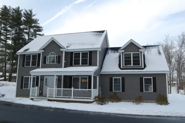 3 Paddington Place, Nashua, NH 03064