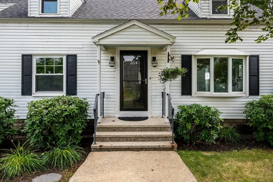 354 Dover Point Road, Dover, NH 03820 - Image #3