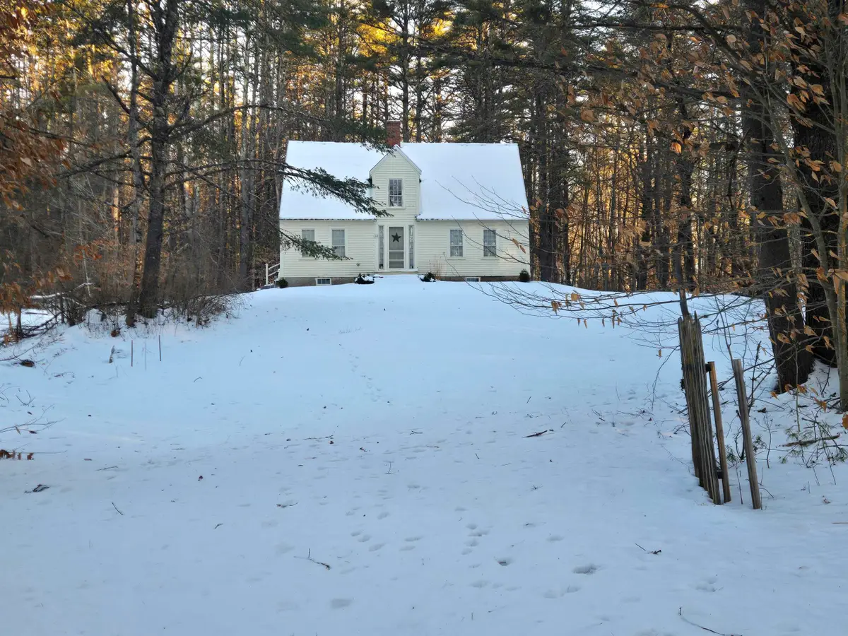 148 Hobbs Road, Effingham, NH 03882 - Image #1