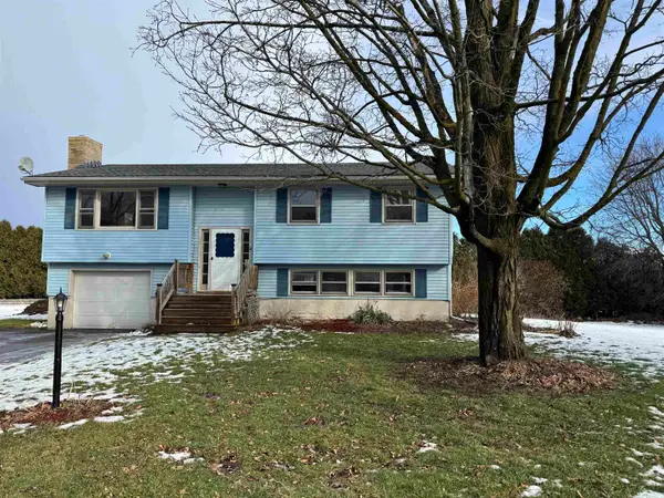 37 Mountain View Boulevard, South Burlington, VT 05403