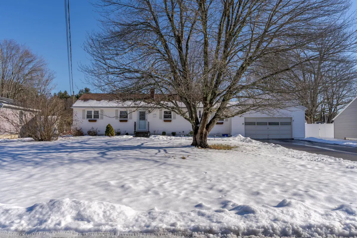 5 Wayside Drive, Exeter, NH 03833 - Image #1