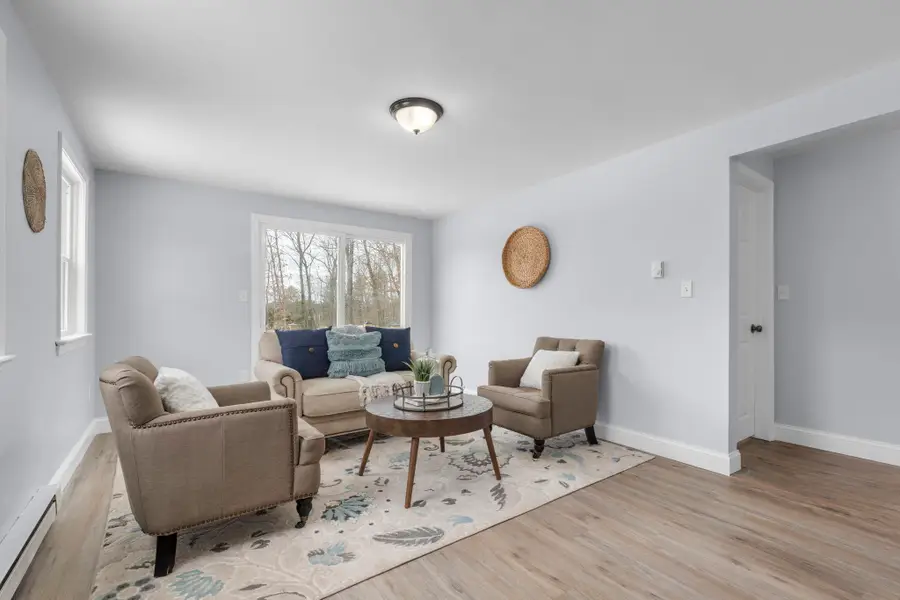 6 Michael Avenue, Derry, NH 03038 - Image #3