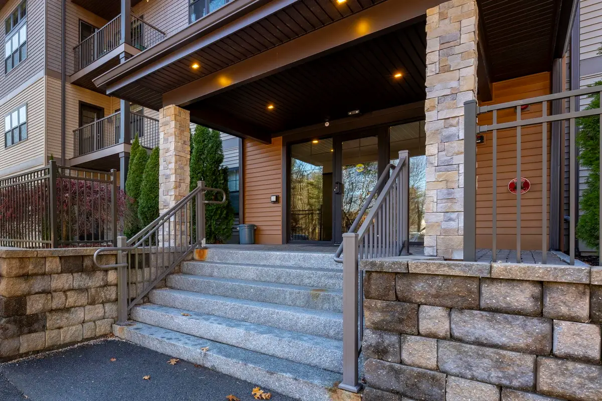 150 US RT 1 Bypass #206, Portsmouth, NH 03801 - Image #1