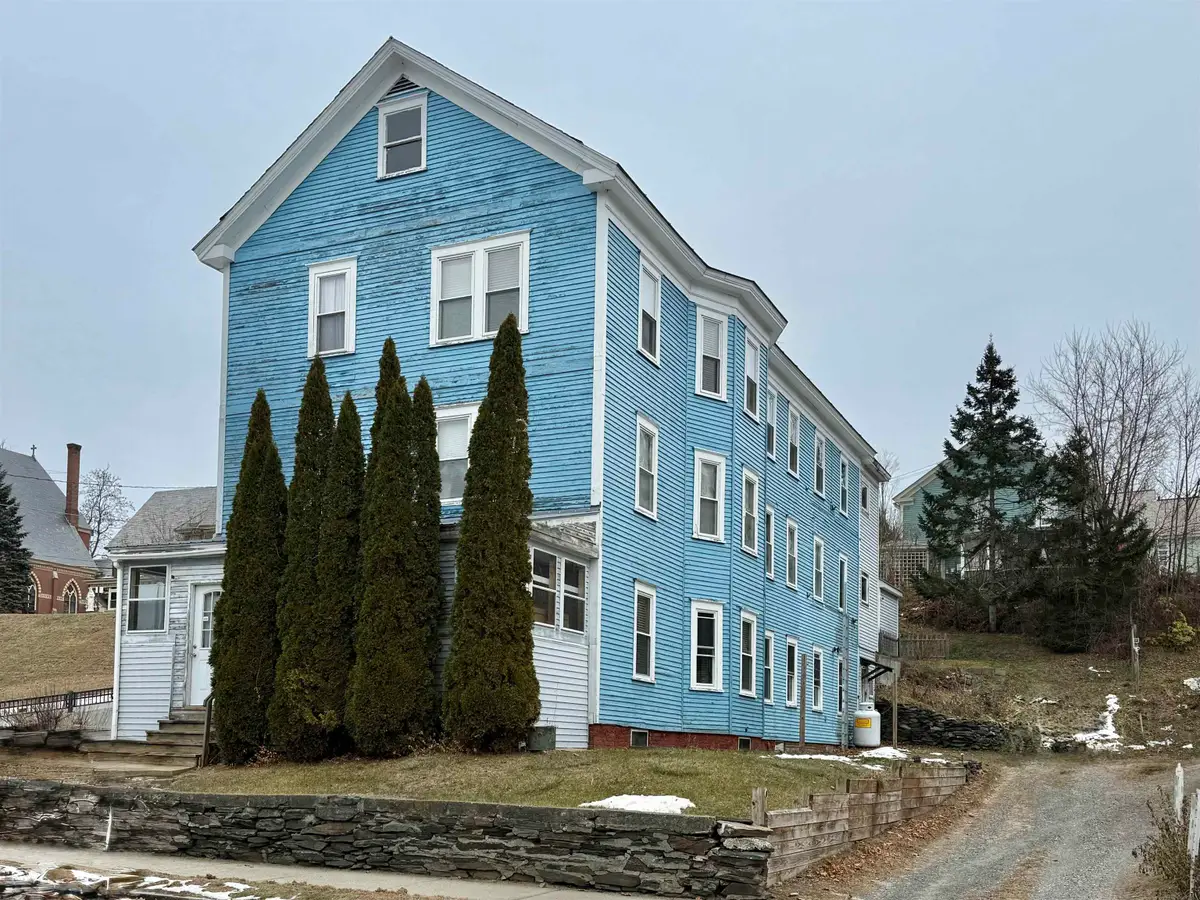 11 Green Street, Rockingham, VT 05101 - Image #1