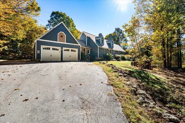 213 Joe English Road, New Boston, NH 03070