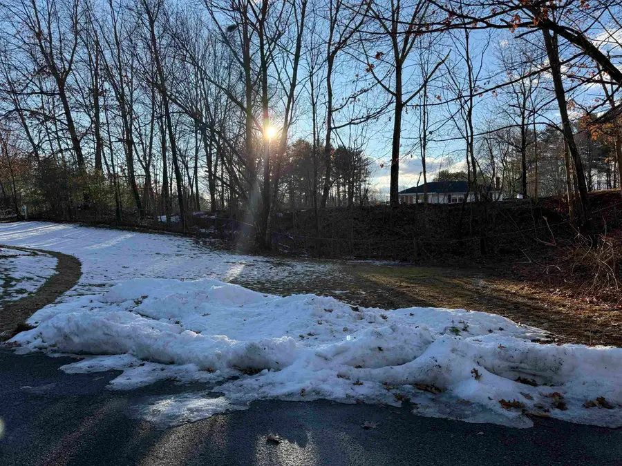 4 Kingston Way #A, Hudson, NH 03051 - Image #3