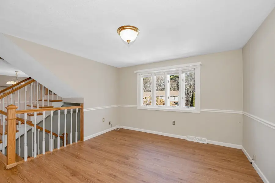 25 Robinhood Road, Nashua, NH 03062 - Image #3