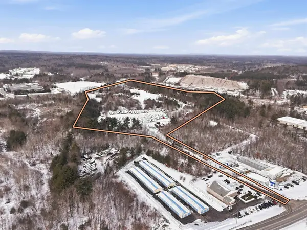 214 A Plasitow Road, Plaistow, NH 03865