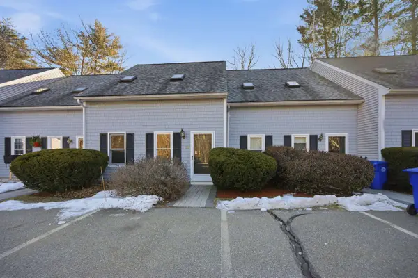20 Tanglewood Drive, Hampstead, NH 03826