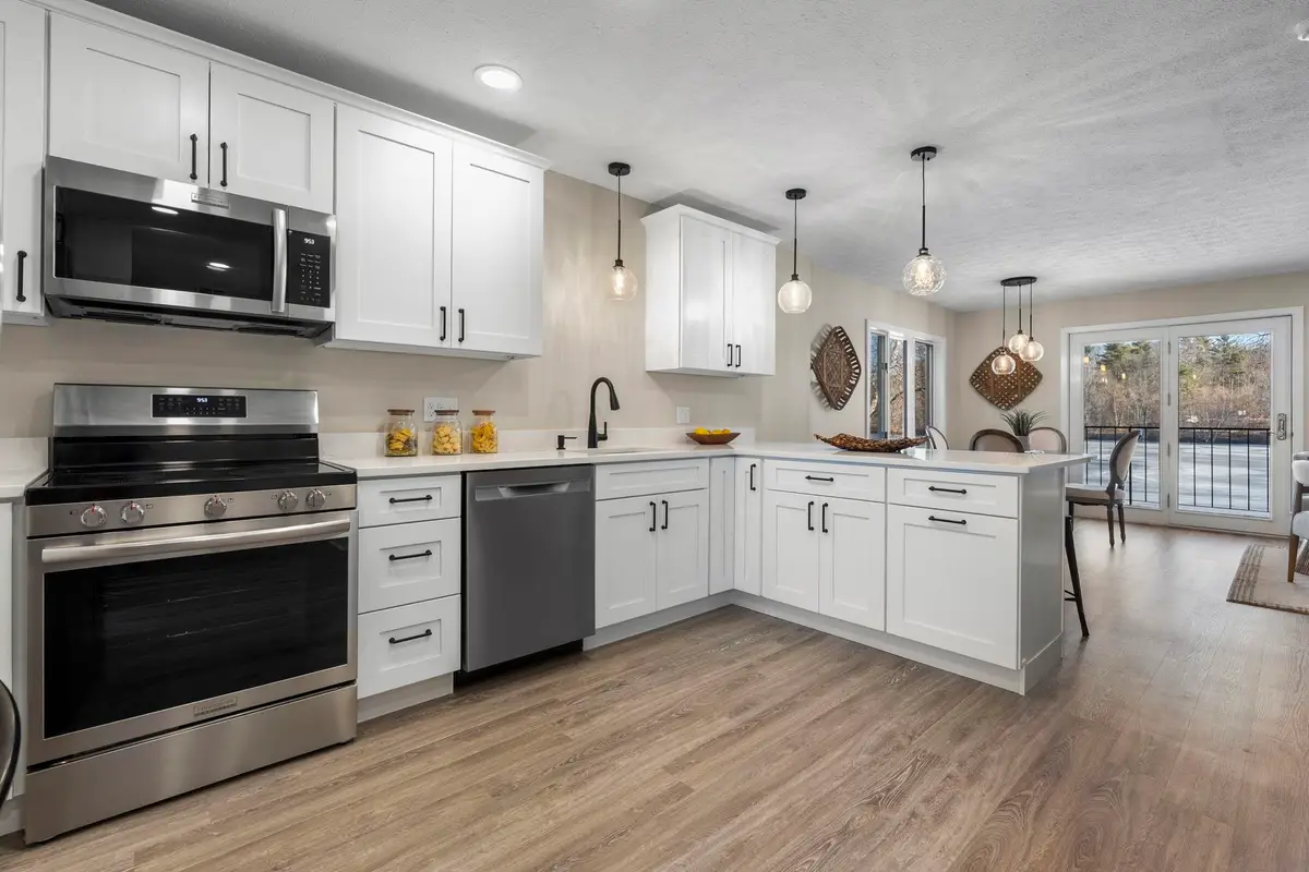 51 River Front Drive #3, Manchester, NH 03102 - Image #1