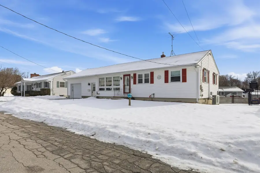 91 Miami Court, Manchester, NH 03103 - Image #3