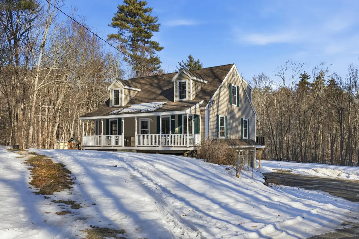 9 Lucas Pond Road, Nottingham, NH 03290 - Image #1