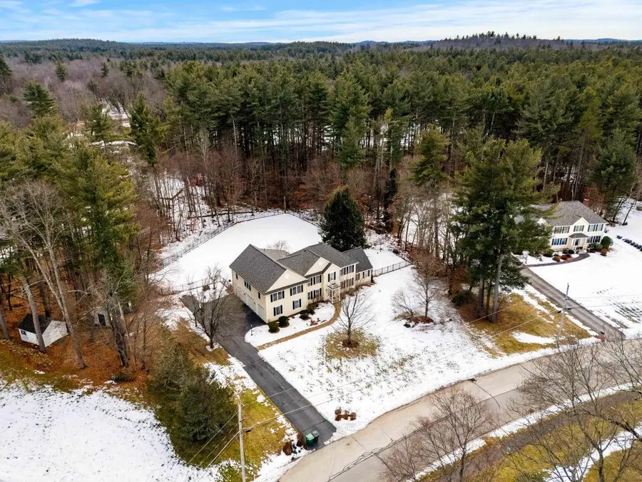 14 Hadley Drive, Nashua, NH 03062 - Image #3