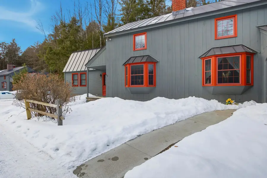 574 Willard Road, Hartford, VT 05001 - Image #2