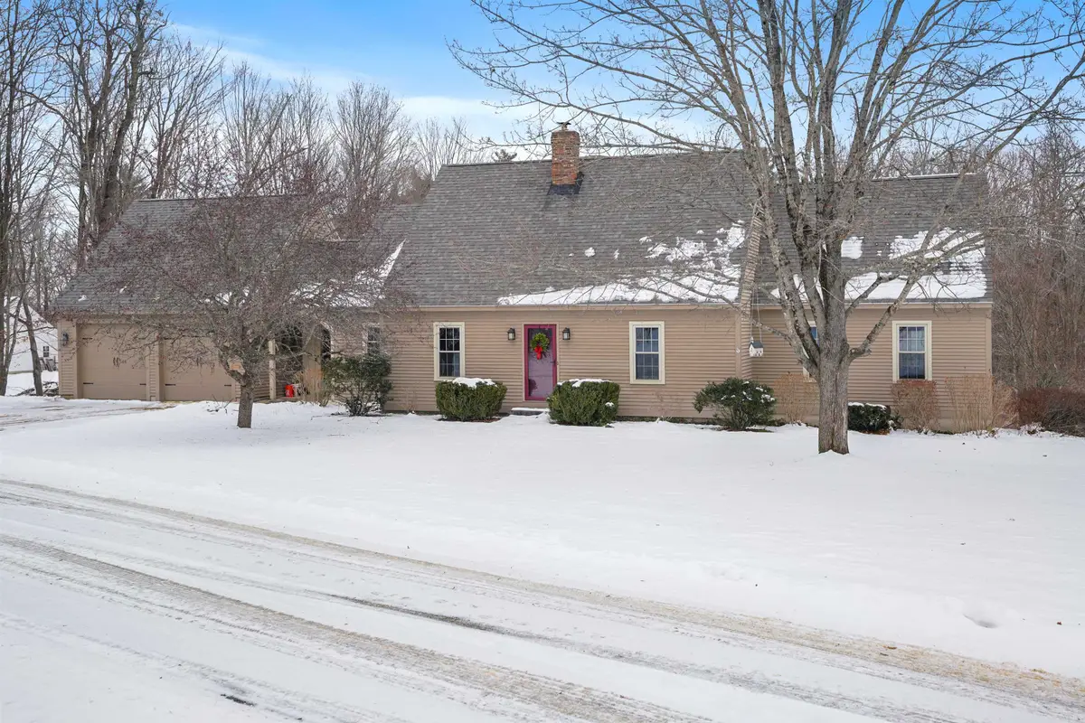 27 South Road, Deerfield, NH 03037 - Image #1