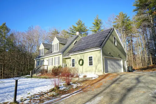 23 Lane Road, Raymond, NH 03077
