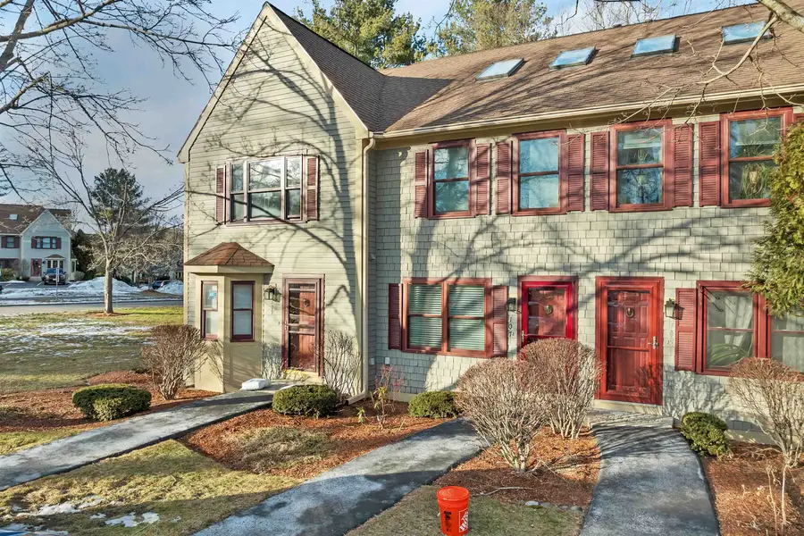 107 Bartemus Trail #478, Nashua, NH 03063 - Image #2