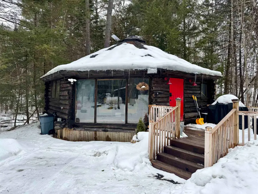 438 Old Bradley Road, Saint Johnsbury, VT 05819 - Image #2