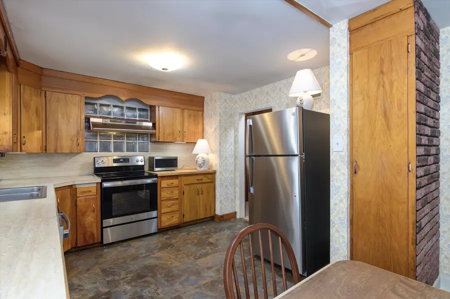 780 Chandler Road, Wilder, VT 05001 - Image #2