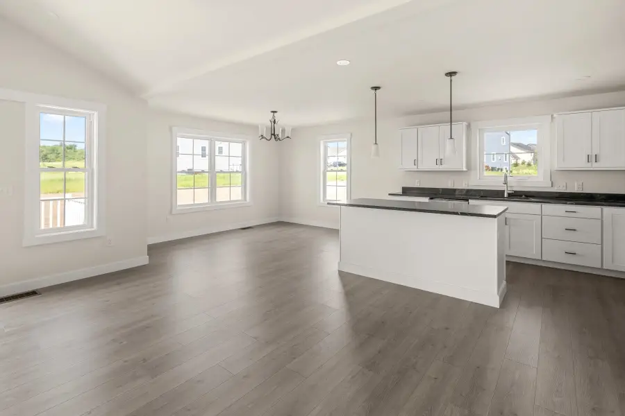 435 Commodore Drive #19, Vergennes, VT 05491 - Image #2