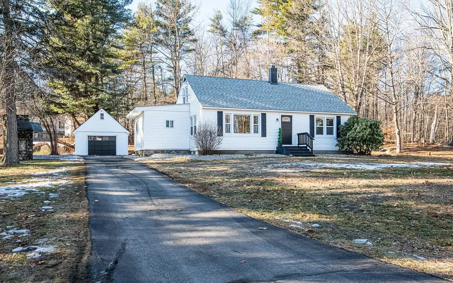 121 Hampstead Road, Sandown, NH 03873 - Image #2