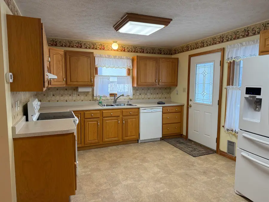 75 Decatur Street, Highgate, VT 05459 - Image #3