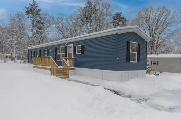 108 Colonial Village, Somersworth, NH 03878