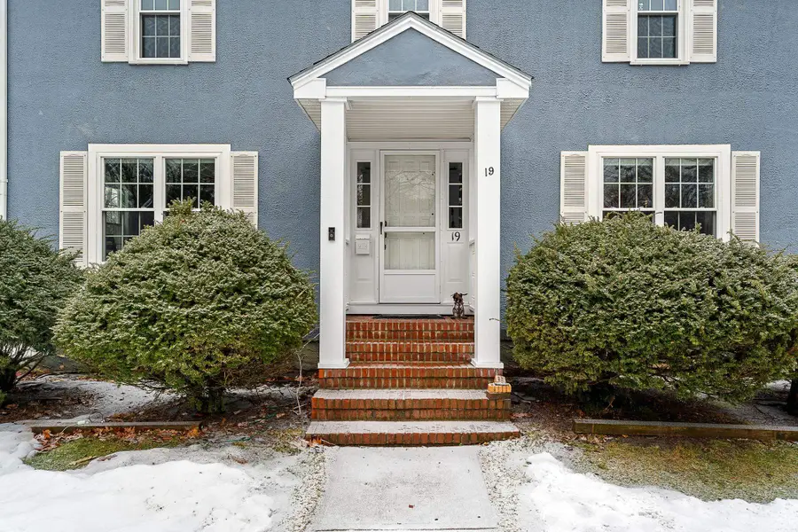 19 Woodlawn Road, Burlington, VT 05408 - Image #3