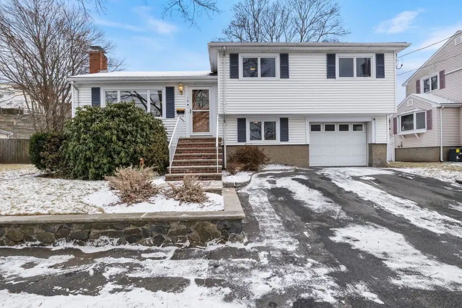 18 Kittredge Street, Peabody, MA 01960 - Image #2