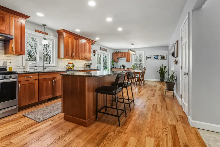 9 Mosher Drive, Brookline, NH 03033 - Image #3