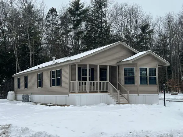 88 Big Bear Road, Rochester, NH 03868