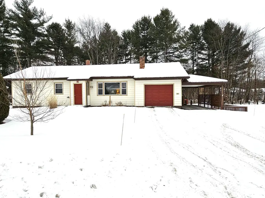 92 Pine Street, Newport, VT 05855 - Image #2