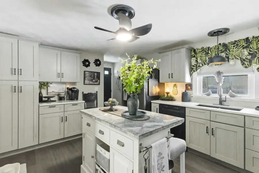 10 Frances Street, Franklin, NH 03235 - Image #2