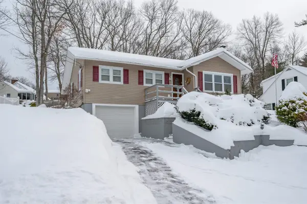 245 Pickering Street, Manchester, NH 03104