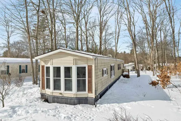 12 Cornwall Avenue, Exeter, NH 03833