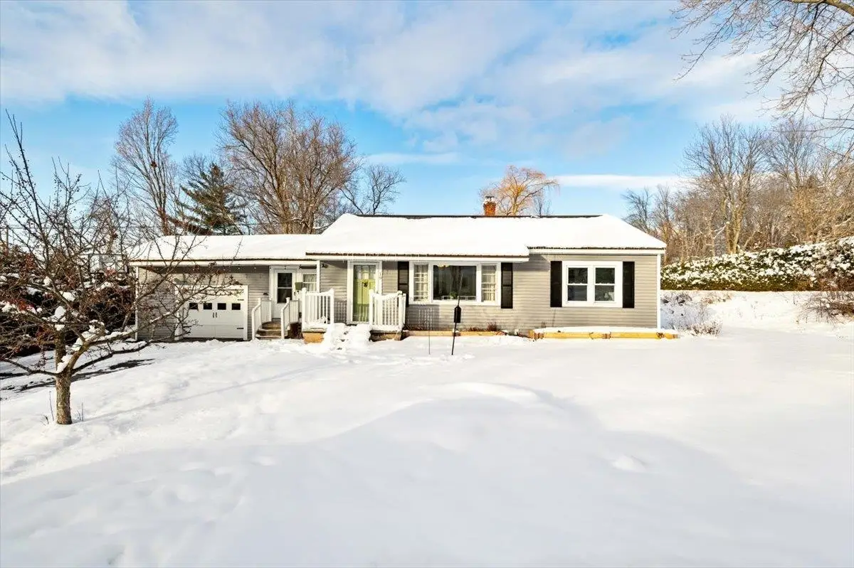 19 Lakeview Terrace, Saint Albans, VT 05478 - #1